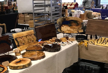 Artsy Alley - Farmers Market of the Ozarks
