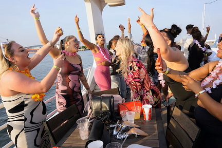 The Hip Hop R&amp;B Yacht Party