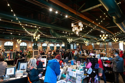 Nicollet Island Spring Market