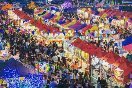 Mega Night Street Food Market