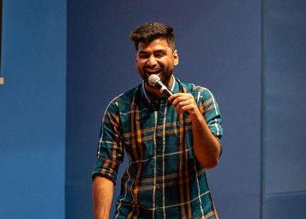 Jo Bolta Hai Wohi Hota Hai