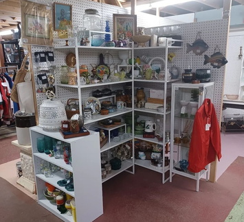 Hello Spring Market