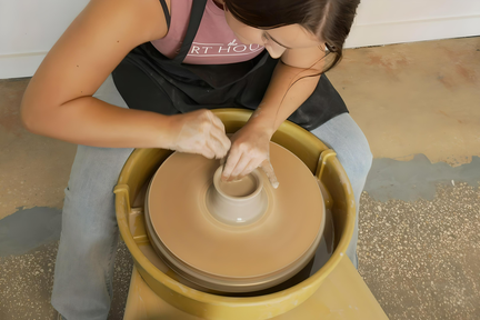 ThrowingPottery-TheArtHouse-fotor-20250411115752