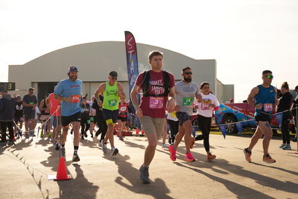 Runway Run - Galaxy Dash 2025