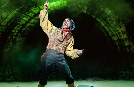 23573_show_1279x840_07