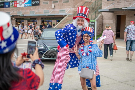 Star-Spangled-Salute-2019-4622 2BE1A283-5056-B3A8-49B0E6343C2672CF 2be443df-5056-b3a8-490d5ad2e9a162d8 (1)
