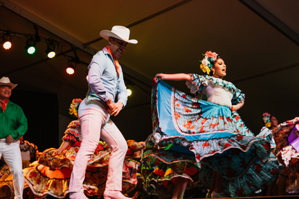 Dancers-at-Cinco-de-Mayo-2018