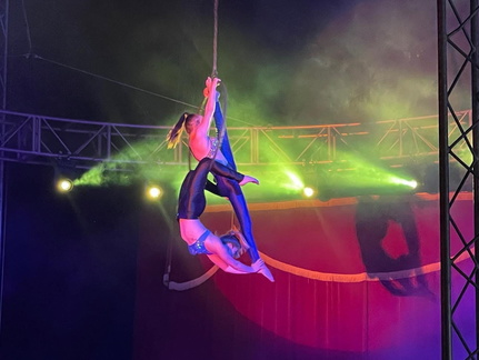 Cirque Legacy Medieval Circus Flagstaff Mall