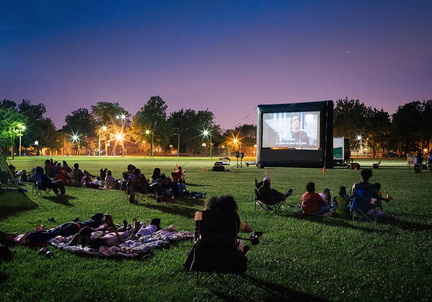 movie-on-the-lawn