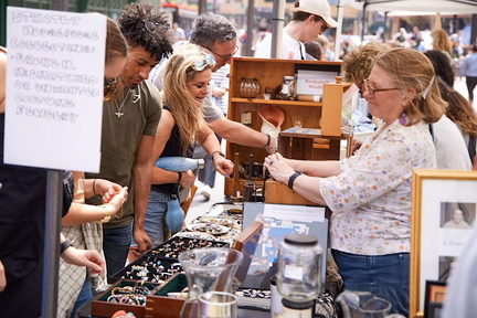 The Trashy {Mother} Earth Market