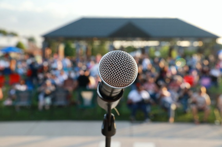 Microphone
