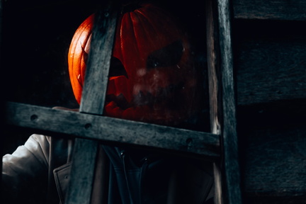 horror scary con