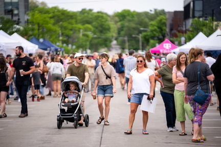 Valley Junction Arts Festival