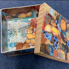 Earth Love Treasure Box