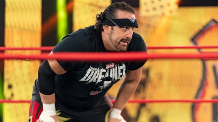 Tommy Dreamer Chinlock