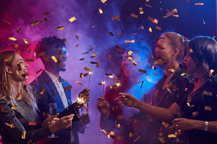 people-lighting-sparklers-at-nightclub-1536x1024