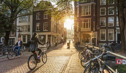 AMSTERDAM - Alles gebeurt in Amsterdam