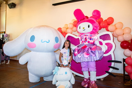 Meet and Greet Hello Kitty and Friends