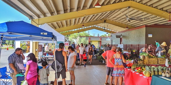 Ocala-Downtown-Market-features-farmers-artisans-and-more-1000x500