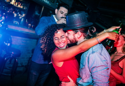 Do The Red, White, &amp; Brew Pub Crawl
