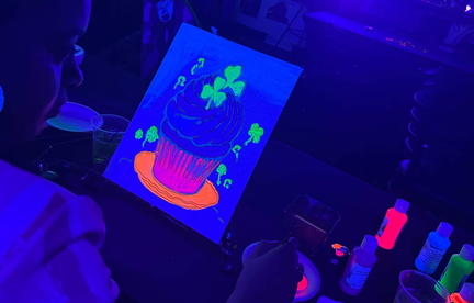 Blacklight Karaoke &amp; Paint