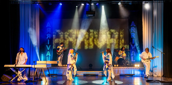 Arrival – The Hits of ABBA  Gatehouse Theatre