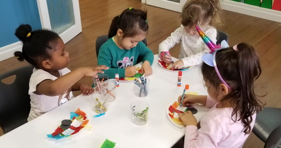 Latin Arts &amp; Crafts for Kids