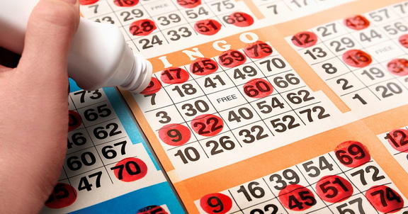 playing bingo
