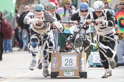 coffinracersrunning-emmacrawfordcoffinraces-byphilbarnett-jpg_orig