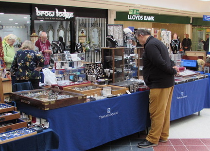 Antique Fair.v1