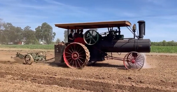 22nd Annual Tractor Show &amp; Pull Country Faire