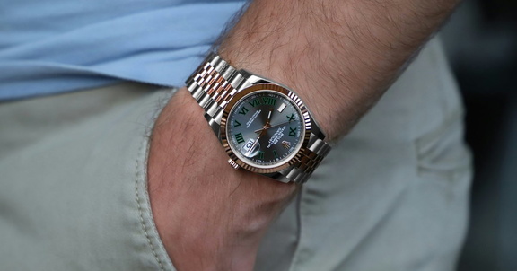 watch_show_oaks.2e16d0ba.fill-1200x630-c0