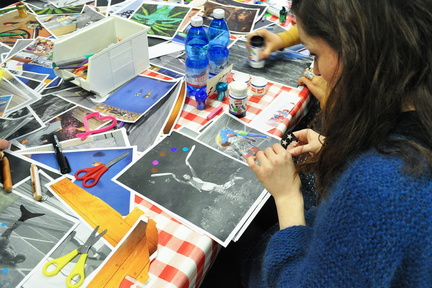 Fold-and-Punch-One-Day-Zine-Making-Workshop