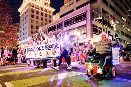 CareOregon Starlight Parade