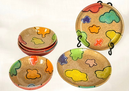 Nesting Bowls and Dishes