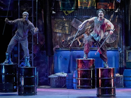 Stomp Theatrical Show