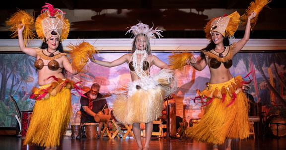 Wantilan Luau