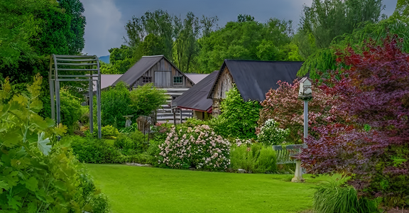 2025 Country Roads & Gardens Tour