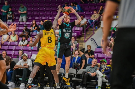 Scarborough Shooting Stars vs. Winnipeg Sea Bears