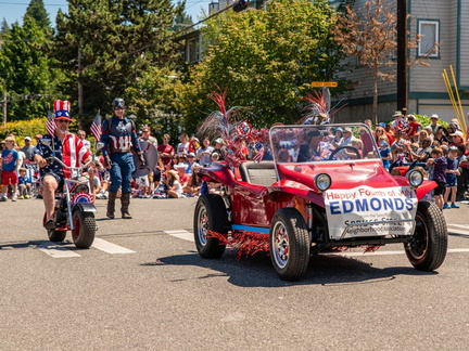 An Edmonds Kind of 4th Children’s Parade &amp; Main Parade.