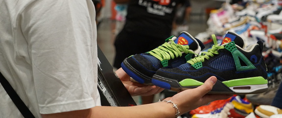 The Kick Back Sneaker Expo