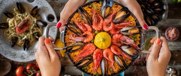 Wine & Paella: Patio Night