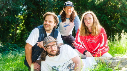 Peach Pit &amp; Briston Maroney.