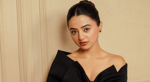 Helly Shah