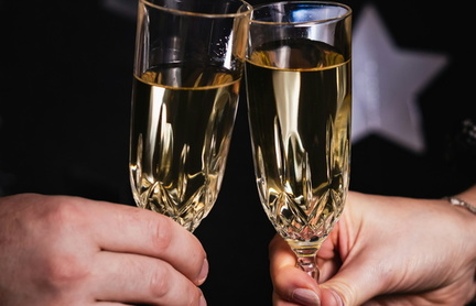 Luxe &amp; Link Singles Soiree