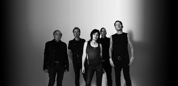 Joan Jett & The Blackhearts