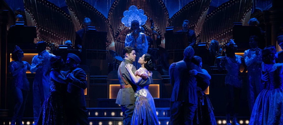 39496_show_1818x804_01