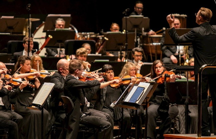 Classic 100 in Concert