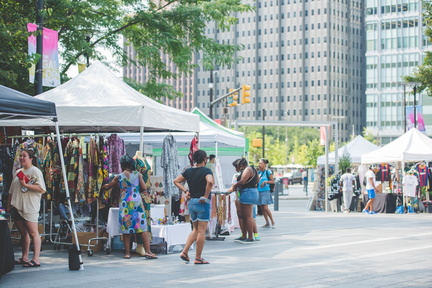 Dilworth Park Outdoor Marketplace
