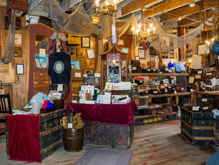 original_images_826_Valencia_Pirate_Supply_Store_nXDnyWrSn